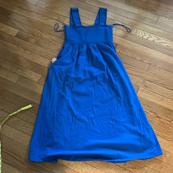 Old Navy Blue Sleeveless Smocked Sundress Medium Petite - Picture 5 of 16